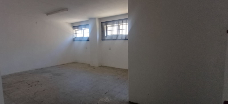 To Let commercial Property for Rent in Klipkop Western Cape